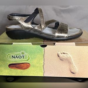 NAOT comfort sandals. NEW in box - size 6.5- EU 37
